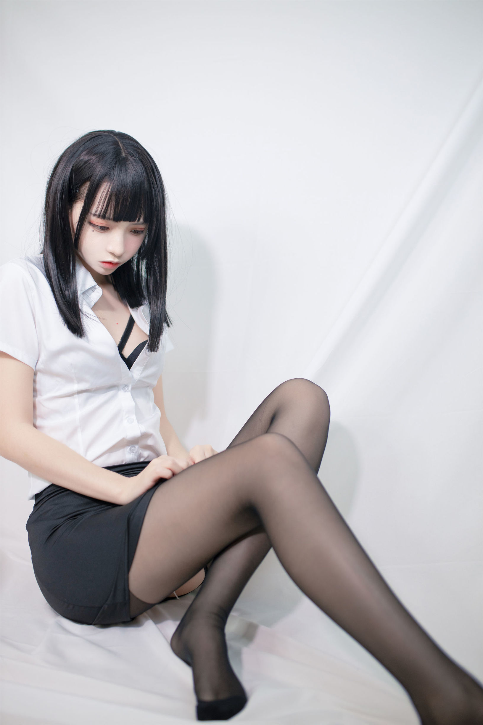 [COS福利]疯猫ssOL制服插图1